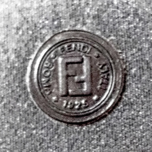 ❌Vintage Fendi Black Address Book❌ - Picture 3 of 6